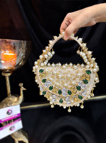 Jhumka Jaan in Ivory
