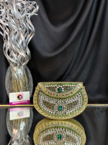 Kashish Kundan Clutch