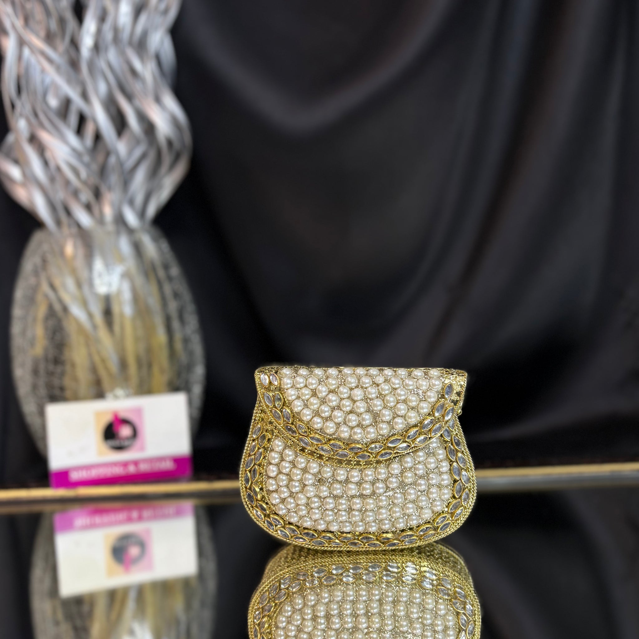 Pearl Royale- Mini Clutch