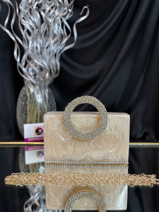 Serene Ring Clutch